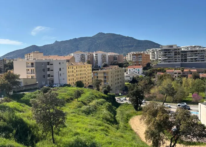 T3 Pietralba דירה